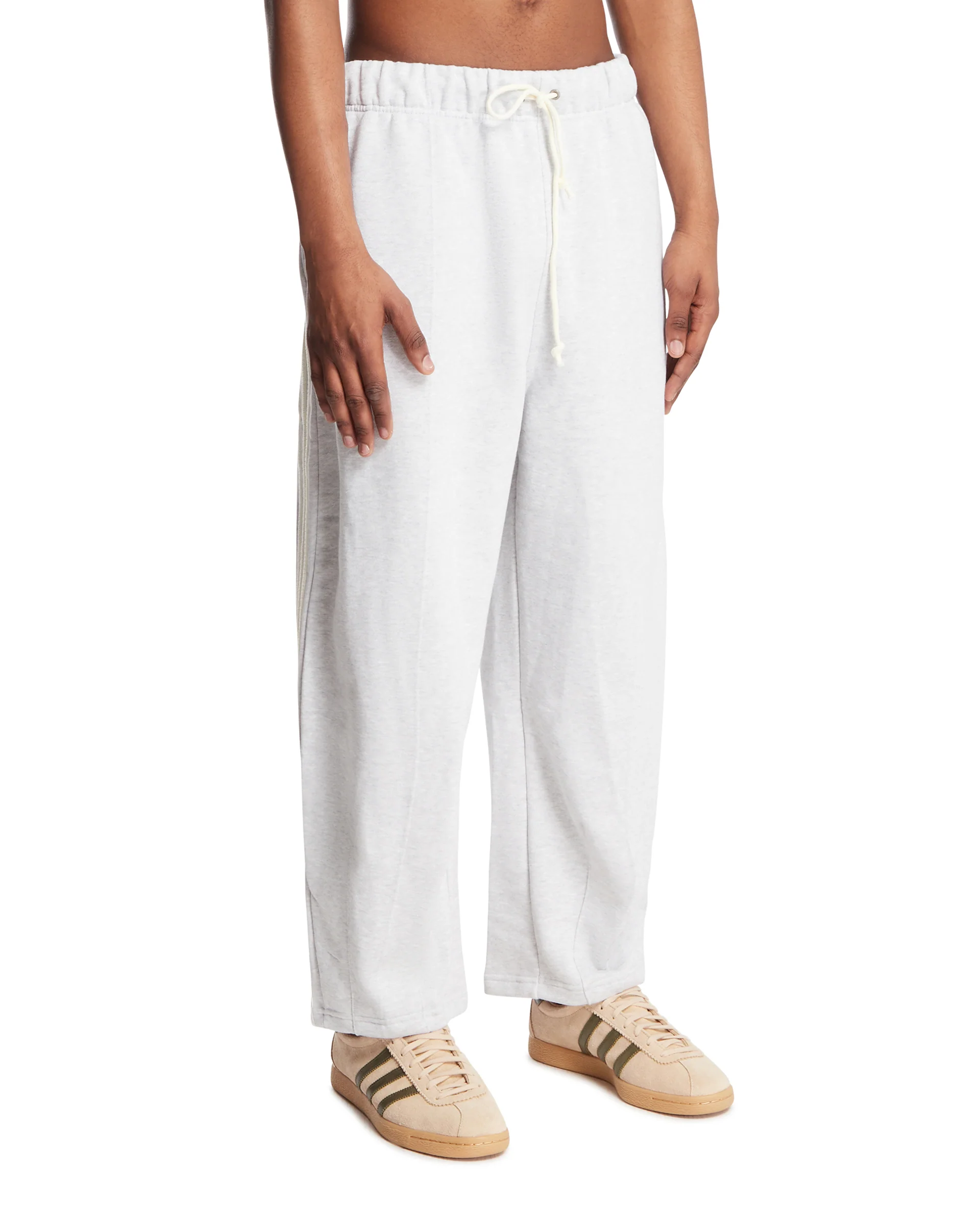 Bad Bunny x Adidas Originals Pantaloni Jogging Grigi - Image 2