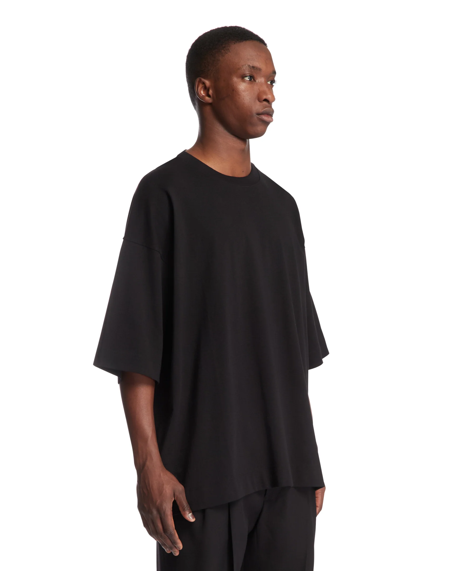 T-Shirt Oversize Nera - Image 2