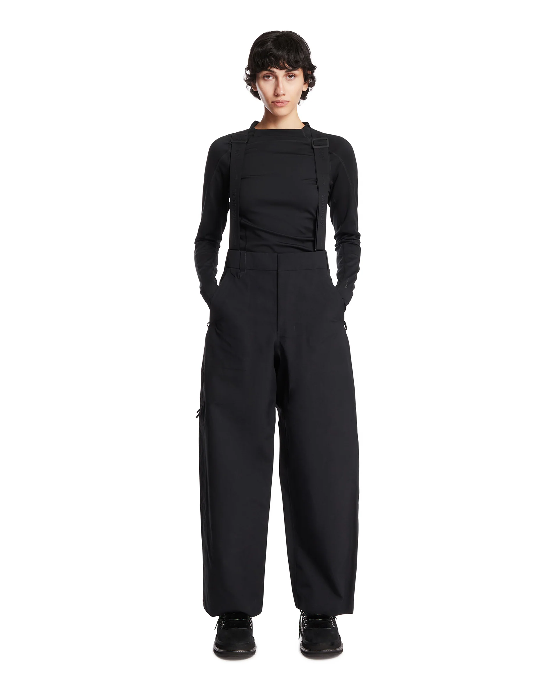 Nike x Jacquemus Pantaloni Con Bretelle Neri - Image 3