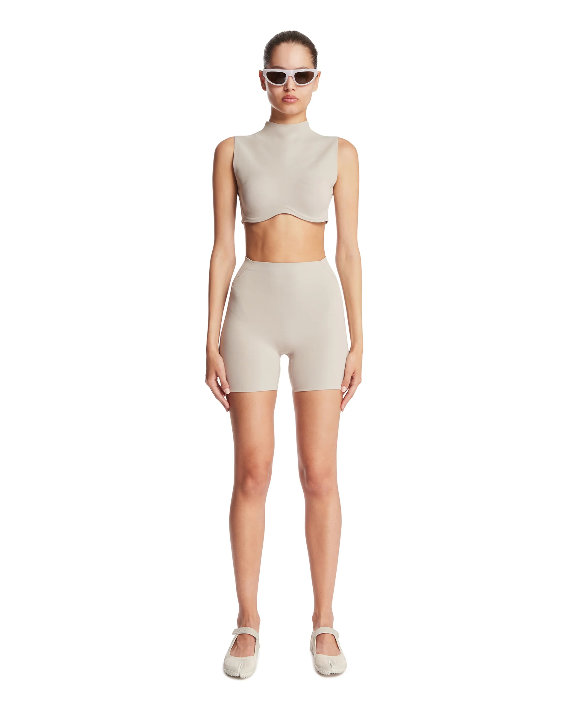 NikeSKIMS Shorts Studio Stretch Beige - Image 3