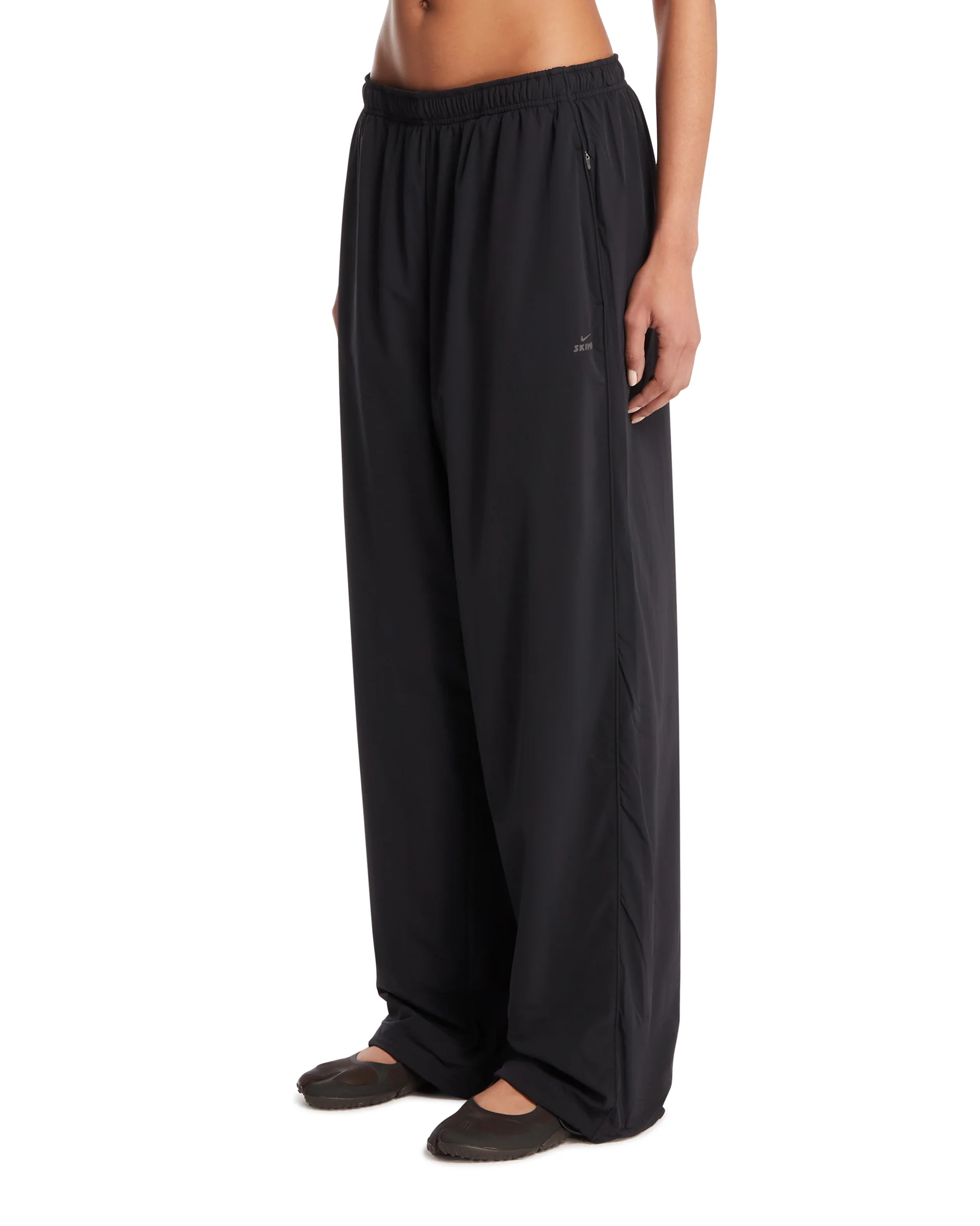 NikeSKIMS Pantaloni Oversize Neri - Image 2