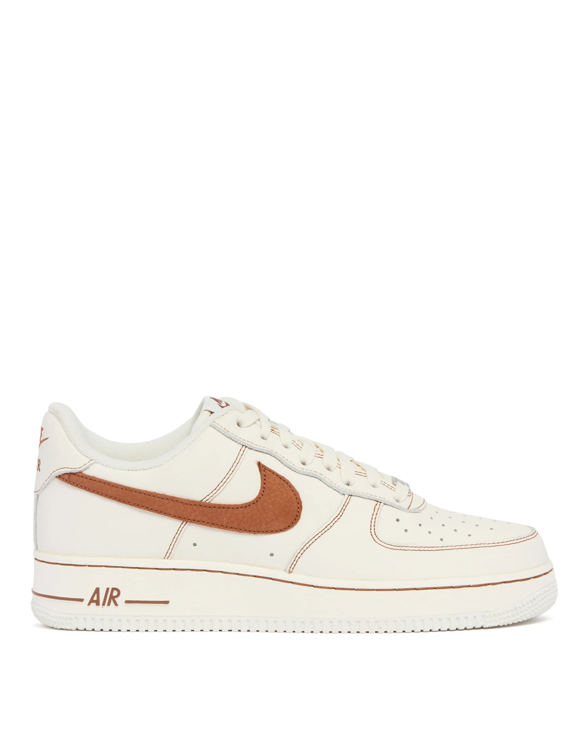 Sneakers Air Force 1 '07 LV8 Bianche