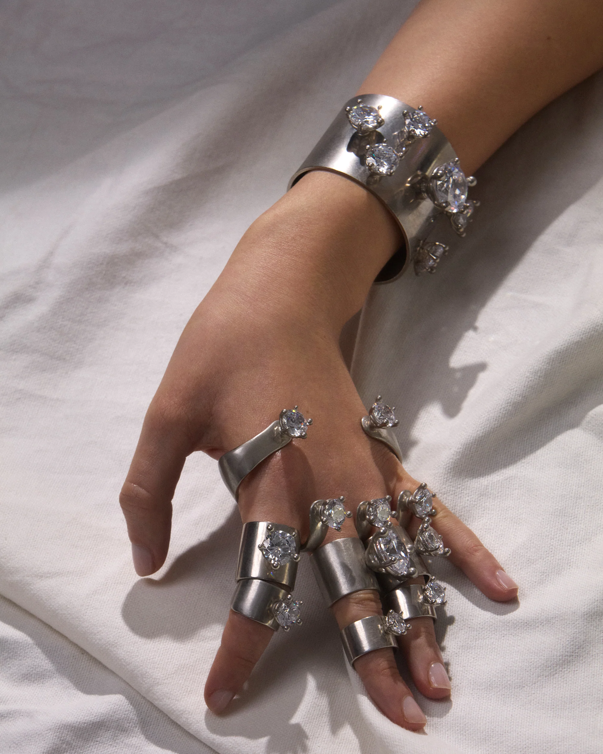 Hand Bracelet Diamanti Armour Argentato - Image 3