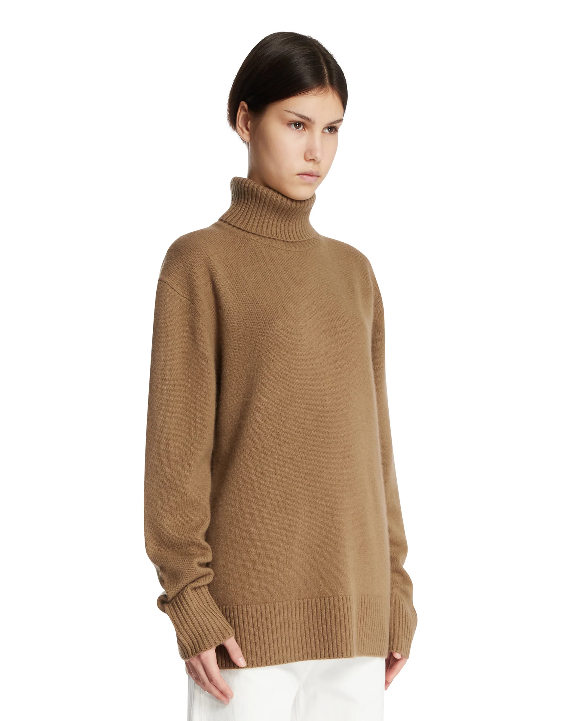 Pullover A Collo Alto Beige - Image 2