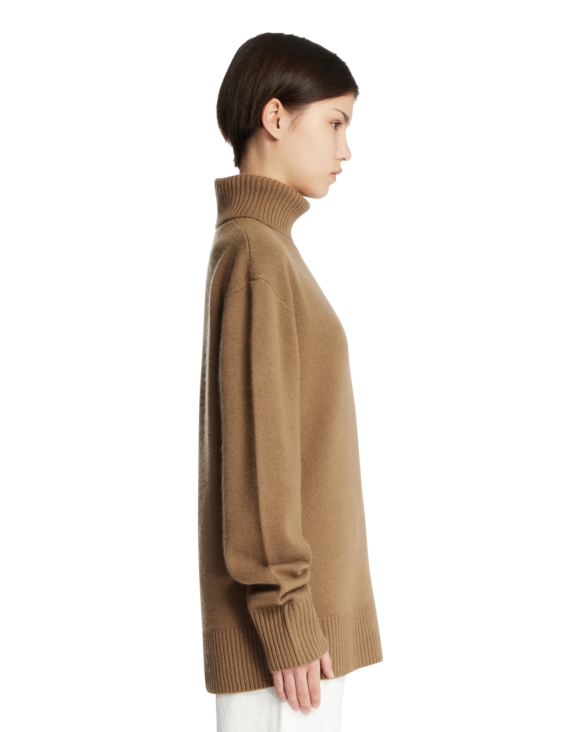 Pullover A Collo Alto Beige - Image 4